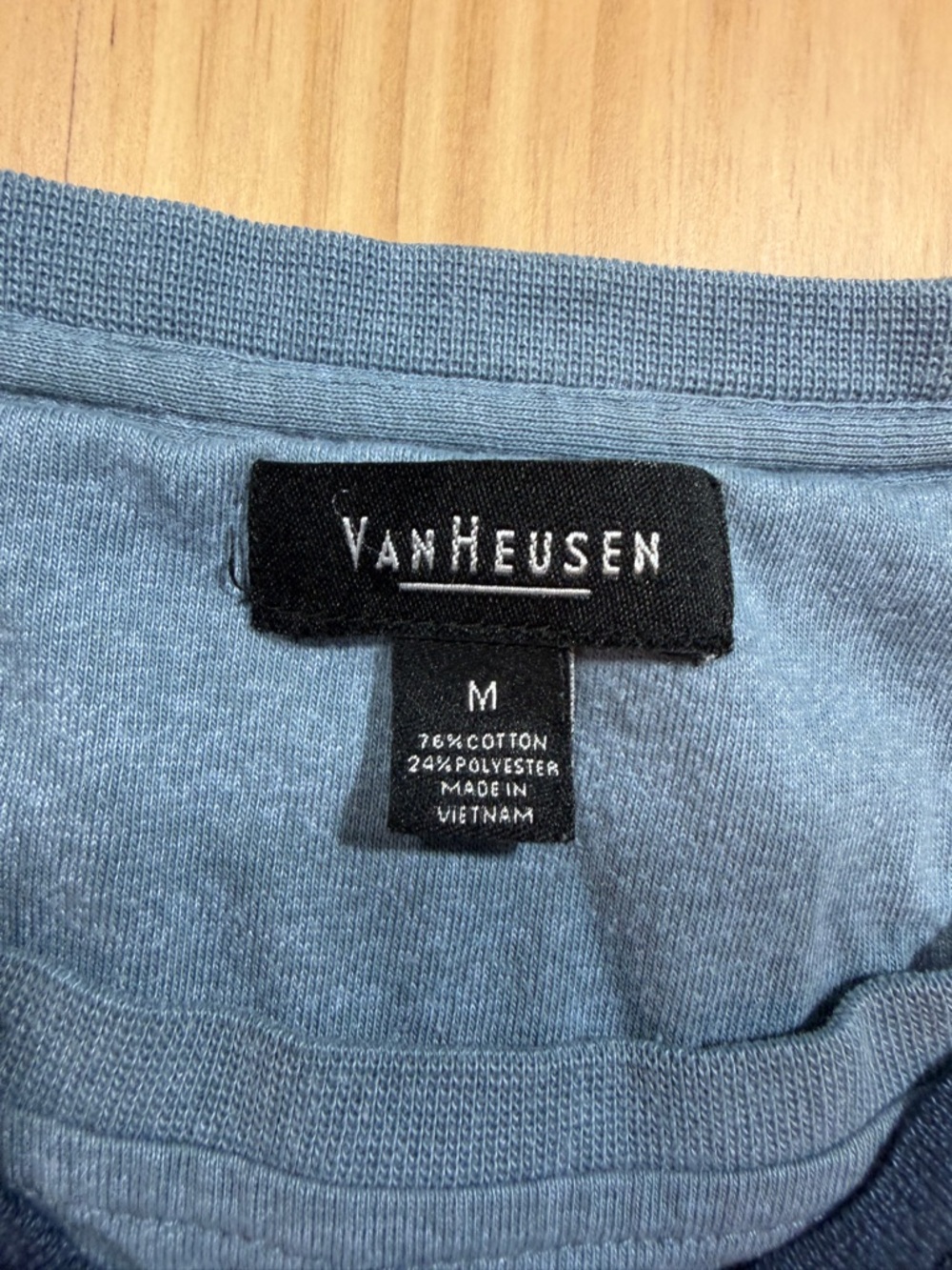 Van Heusen Men's V-Neck Sweater in Navy with Light Stripe B4 - Picture 2 of 7
